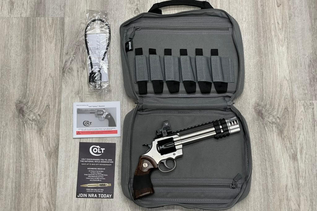 EMPIRE COTTONMOUTH in the included Savior Equipment range bag