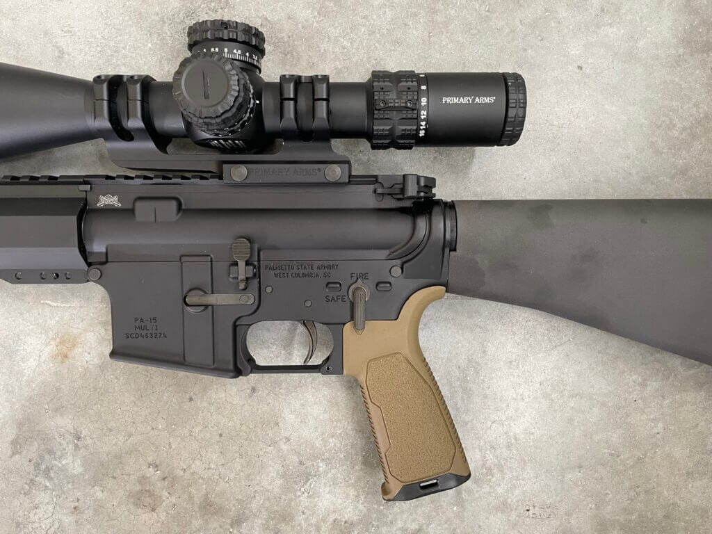 Pistol Grip on gun 
