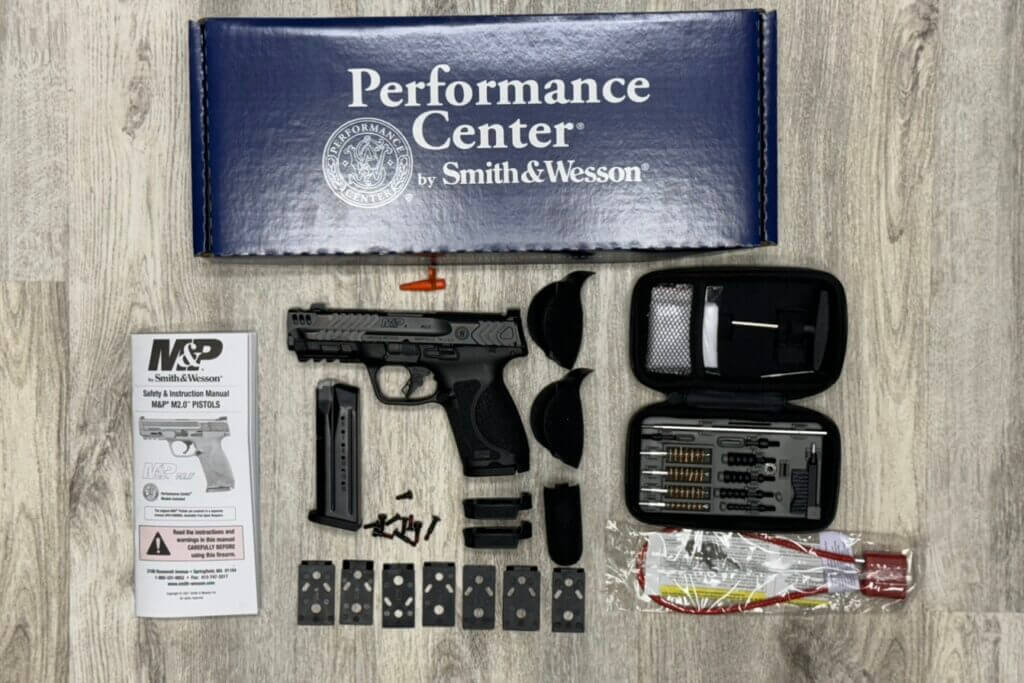 Unboxing M2.0 Carry Comp pistol
