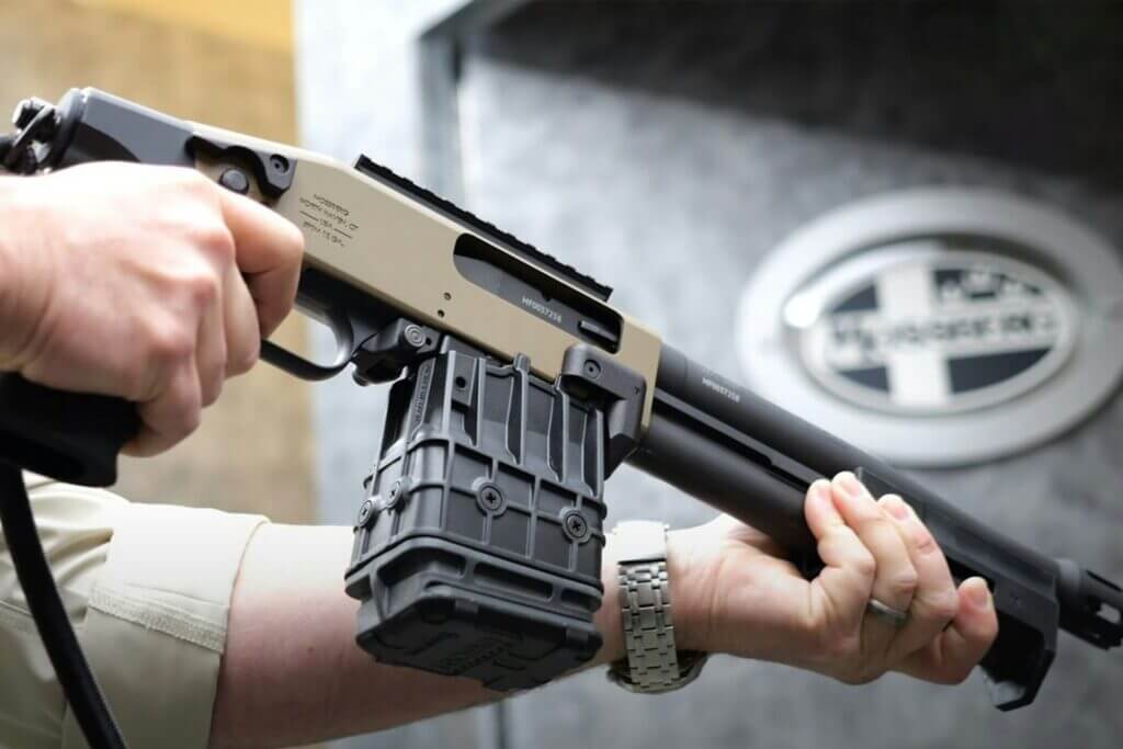 MIL/LEO only Mossberg breacher gun at shot