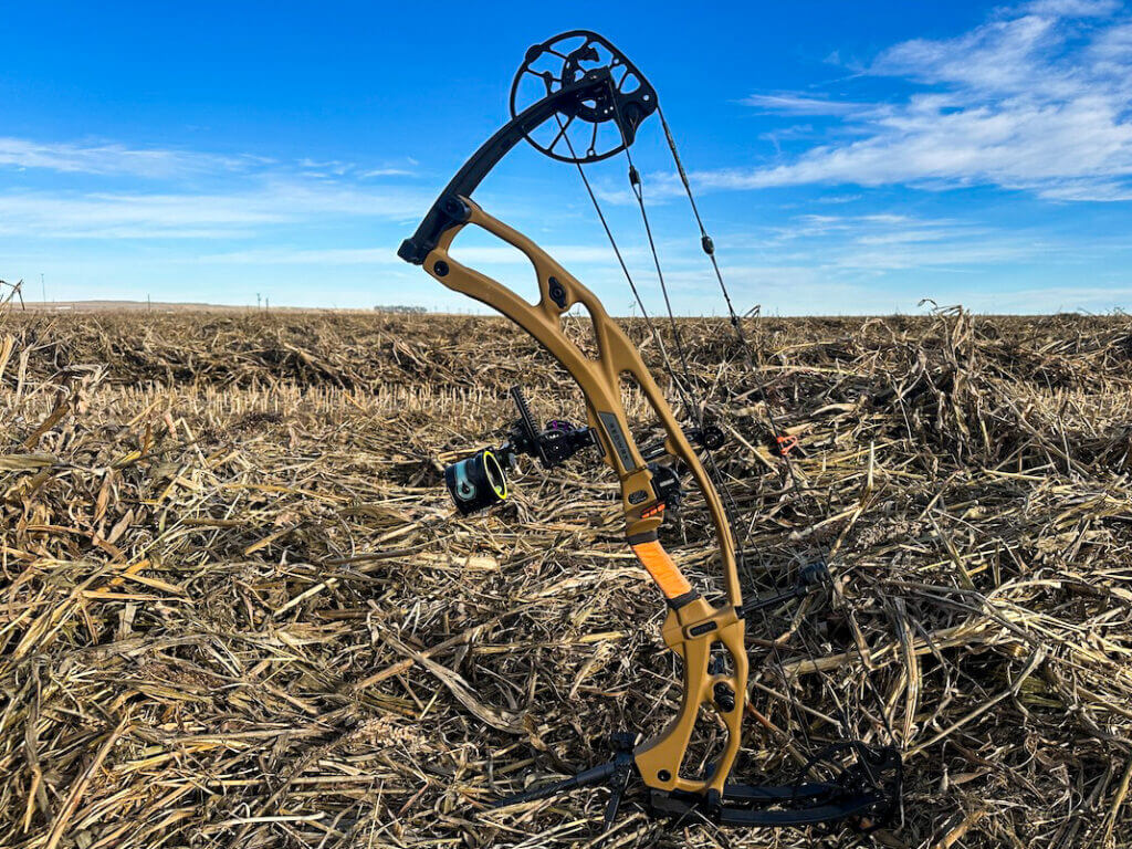 Hoyt’s RX-9 Ultra Bow outside