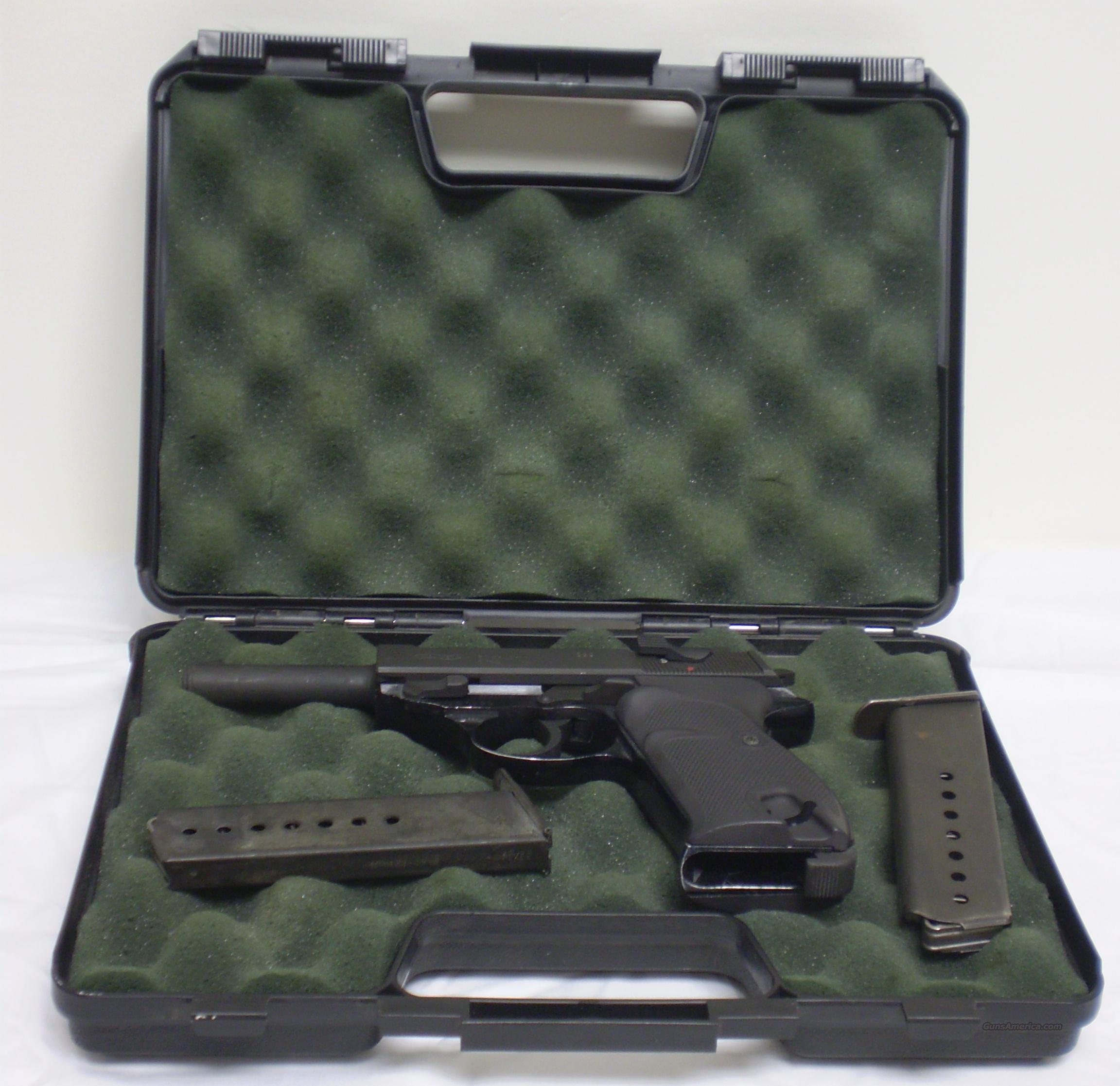 Walther P1 9MM Pistol 2 Clips & Case