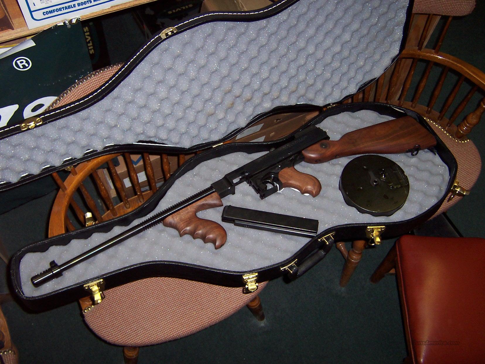 AUTO ORDNANCE 1927 TOMMY GUN WITH VIOLIN CASE for sale (917296836)